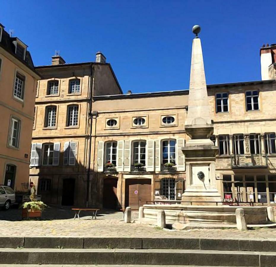 Maison Romane 1136 Cluny Zewnętrze zdjęcie